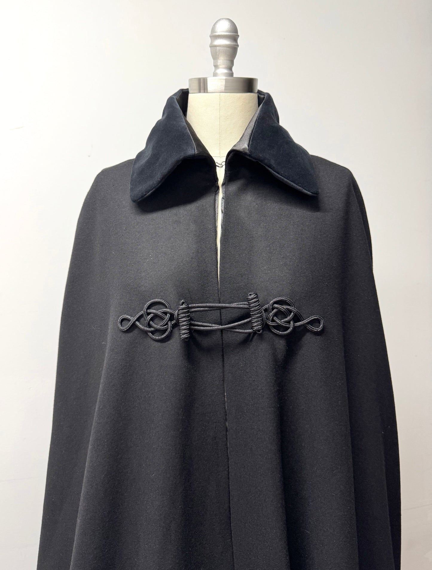 Boat Cloak Naval Black Wool Cape Carpatina