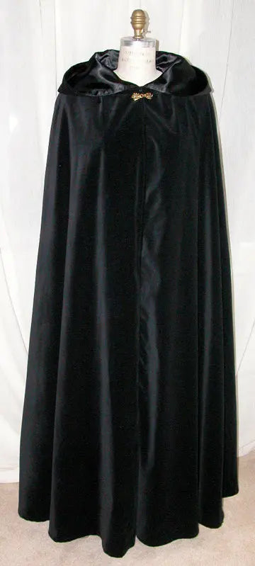 Black Velvet Cloak Carpatina