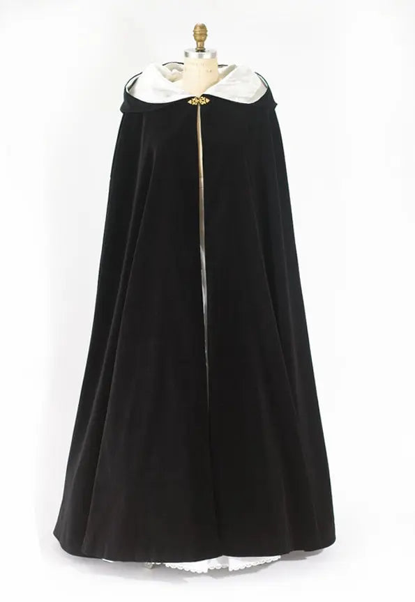 Black Velvet Cloak Carpatina
